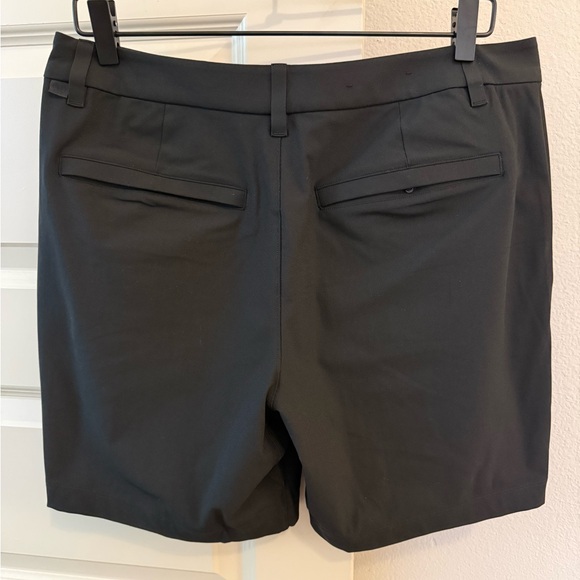 Lululemon ABC Classic Fit Men’s Short 7inch
*Warpstreme* - Picture 2 of 3